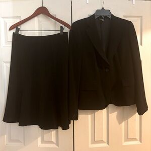 DKNY Classic Black Suit - size 4 blazer & size 6 knee-length skirt